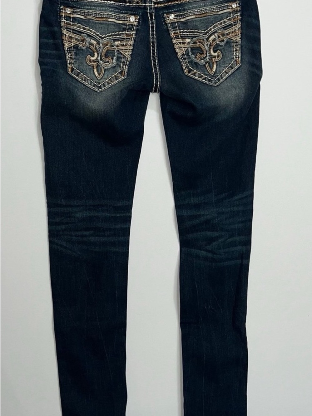 2 Pairs of Rock Revival Skinny Jeans 28
